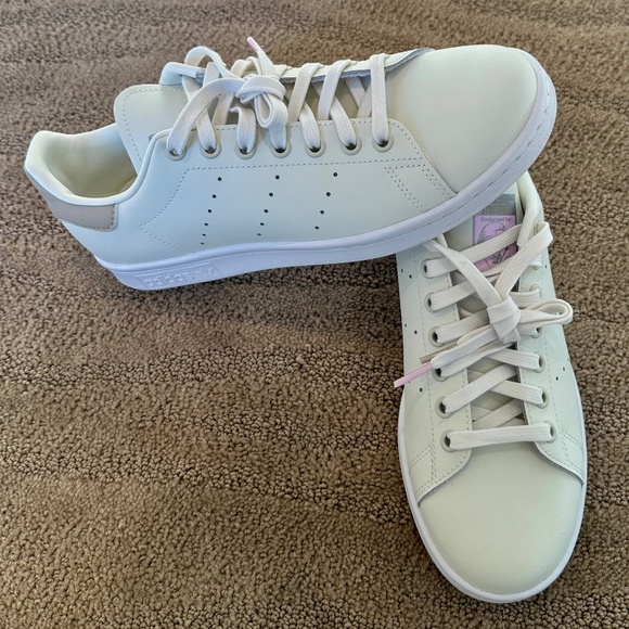 🐰Adidas Stan Smith Sneakers - Size 9 - NWOT🐰 - Picture 3 of 8